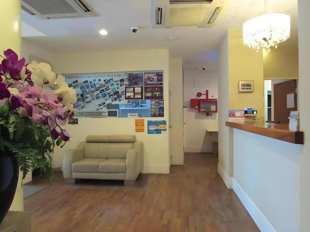 Arianna Hotel 2*